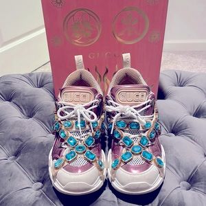Gucci Flashtrek Sneakers
